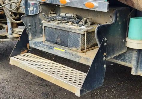 kenworth w900 battery box